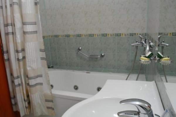 Semeen Hotel Afrikana Sweti Wlas Exterior foto