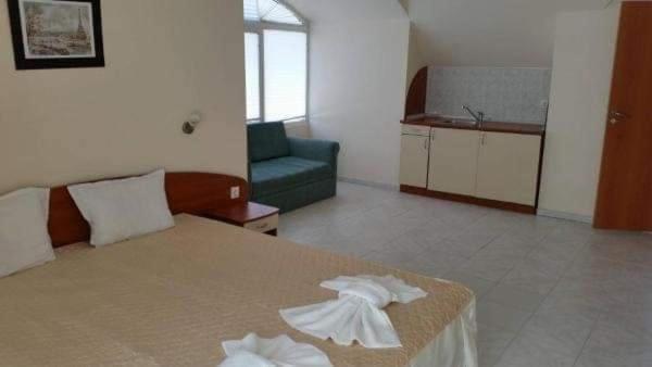 Semeen Hotel Afrikana Sweti Wlas Exterior foto